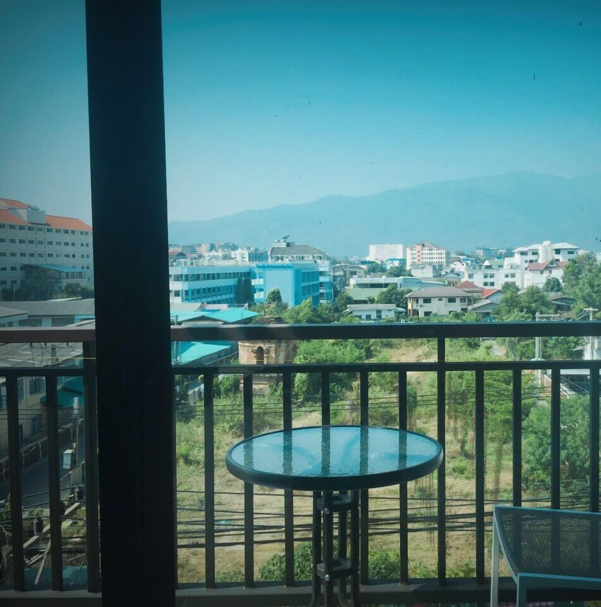 Rinrada Loft Resident Hotell Chiang Mai Exteriör bild