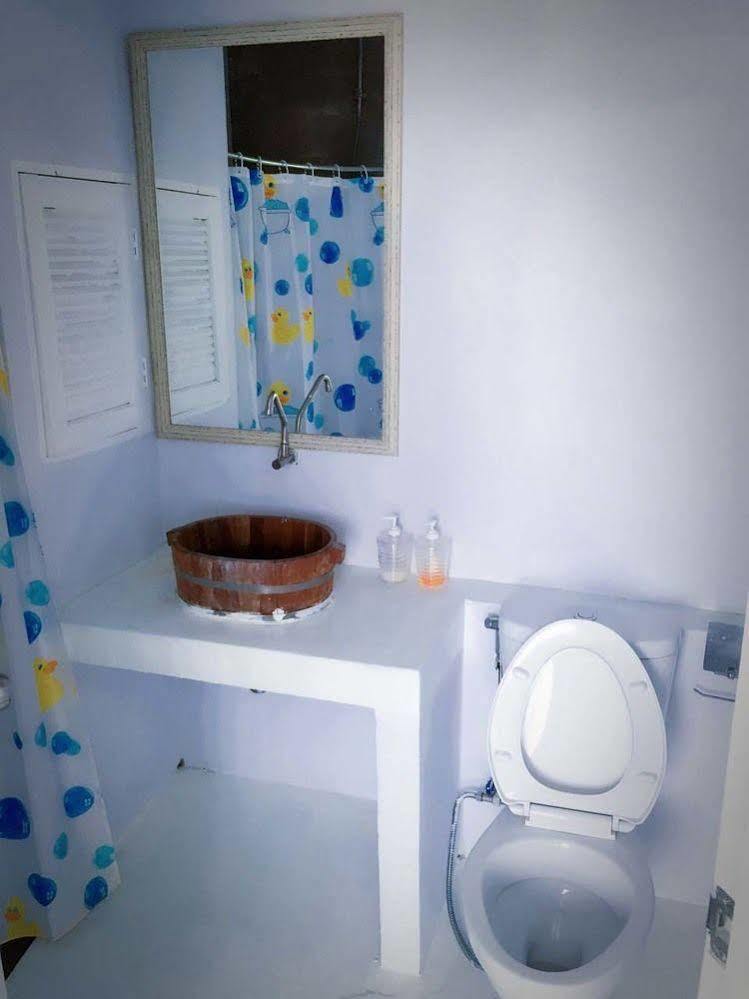 Rinrada Loft Resident Hotell Chiang Mai Exteriör bild